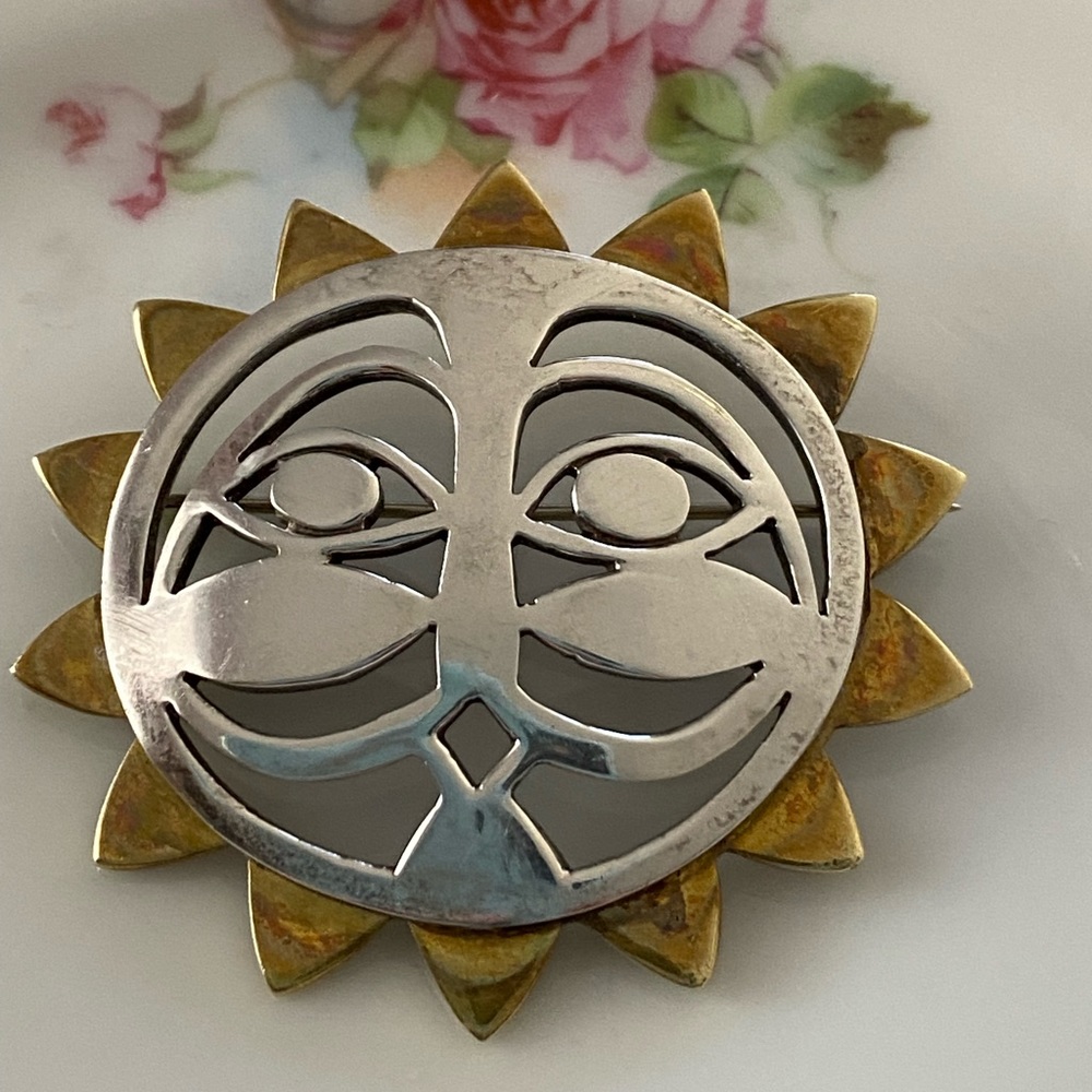 Vintage Mexican Sterling Smiling Sun Pin